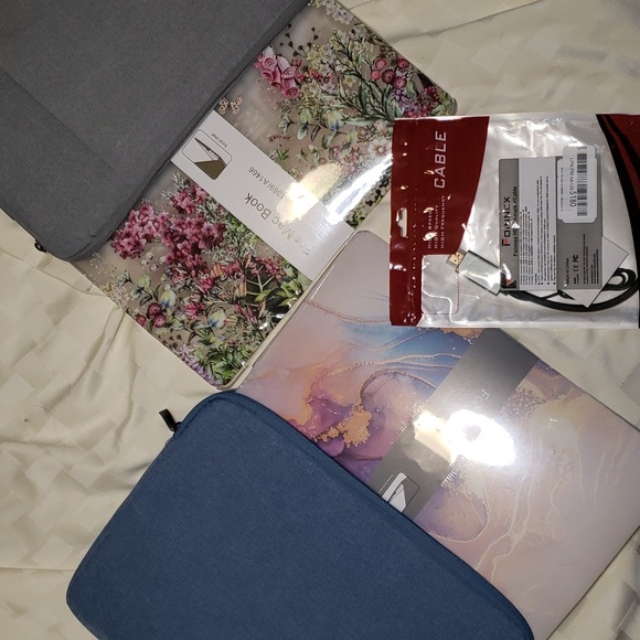 3in1 Tech Bundle - Picture 1 of 4